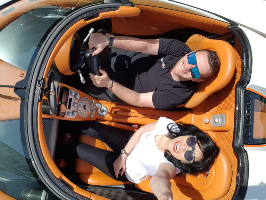 El e primul român care conduce bolidul Koenigsegg CCXS, mașină unicat de 1,2 milioane de euro