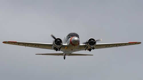 Panică la bordul unui avion. Pilotul a suferit un infarct