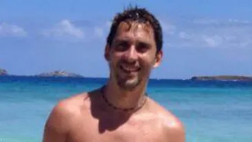 Fuga dupa faima! A promis ca pozeaza in costumul lui Adam daca atinge 1 milion de fani pe Twitter si s-a tinut de cuvant