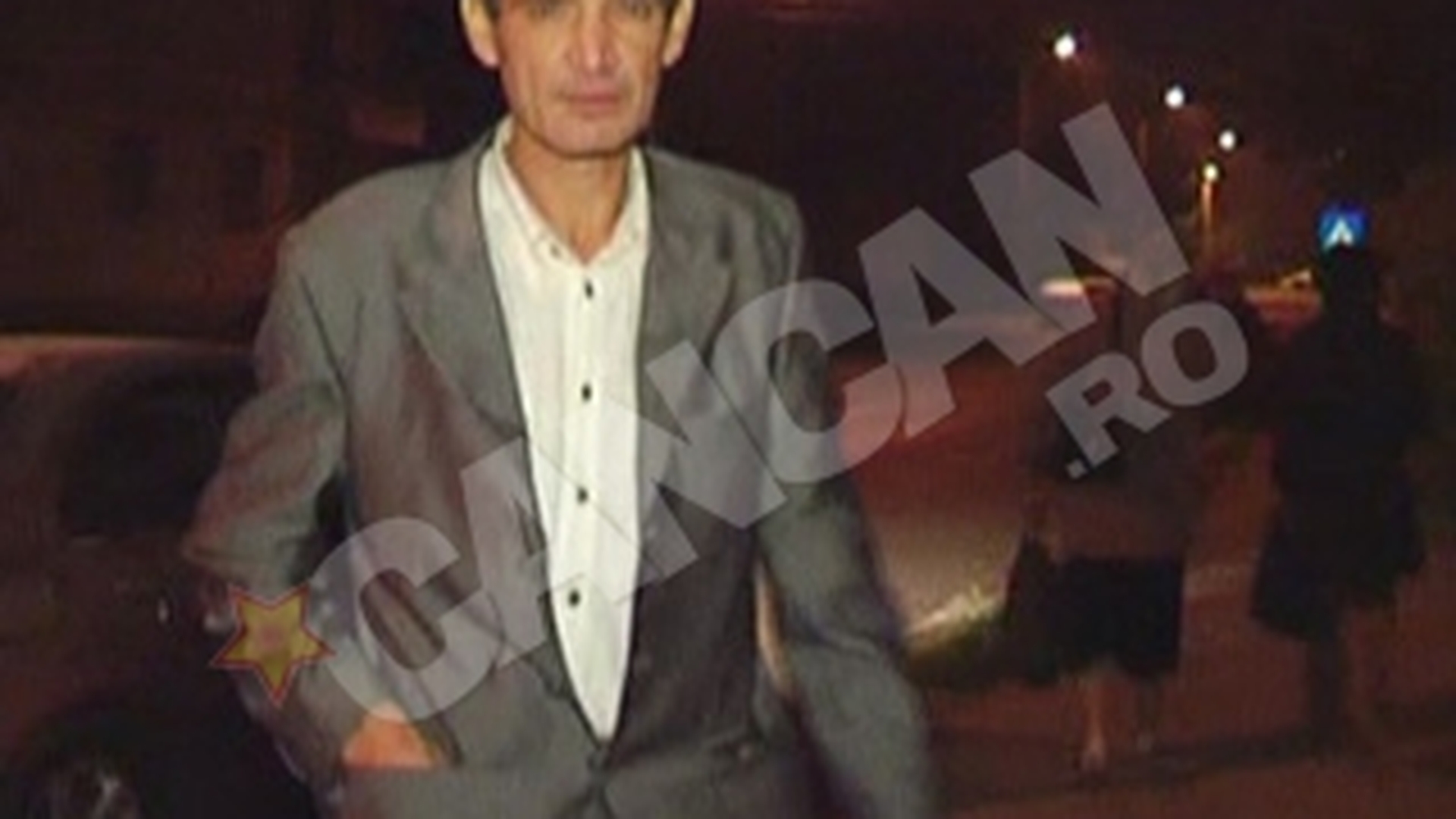 VIDEO Tatal Monicai Gabor s-a cherchelit din vin varsat! Abia se mai tinea pe picioare!