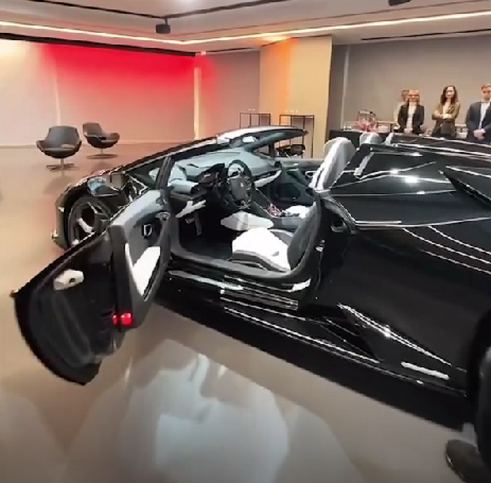 Dorian Popa, proprietarul unui Lamborghini Huracan. Câți bani a scos din buzunar pentru bolidul de lux