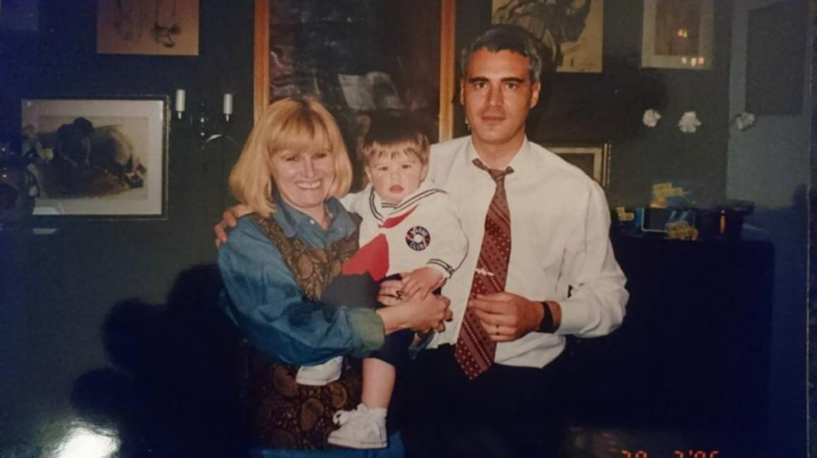 Monica Tatoiu doarme pe saci de bani… de când lumea! ”Tata câştiga 85.000 de lei pe lună când o Dacie era 50.000 de lei”