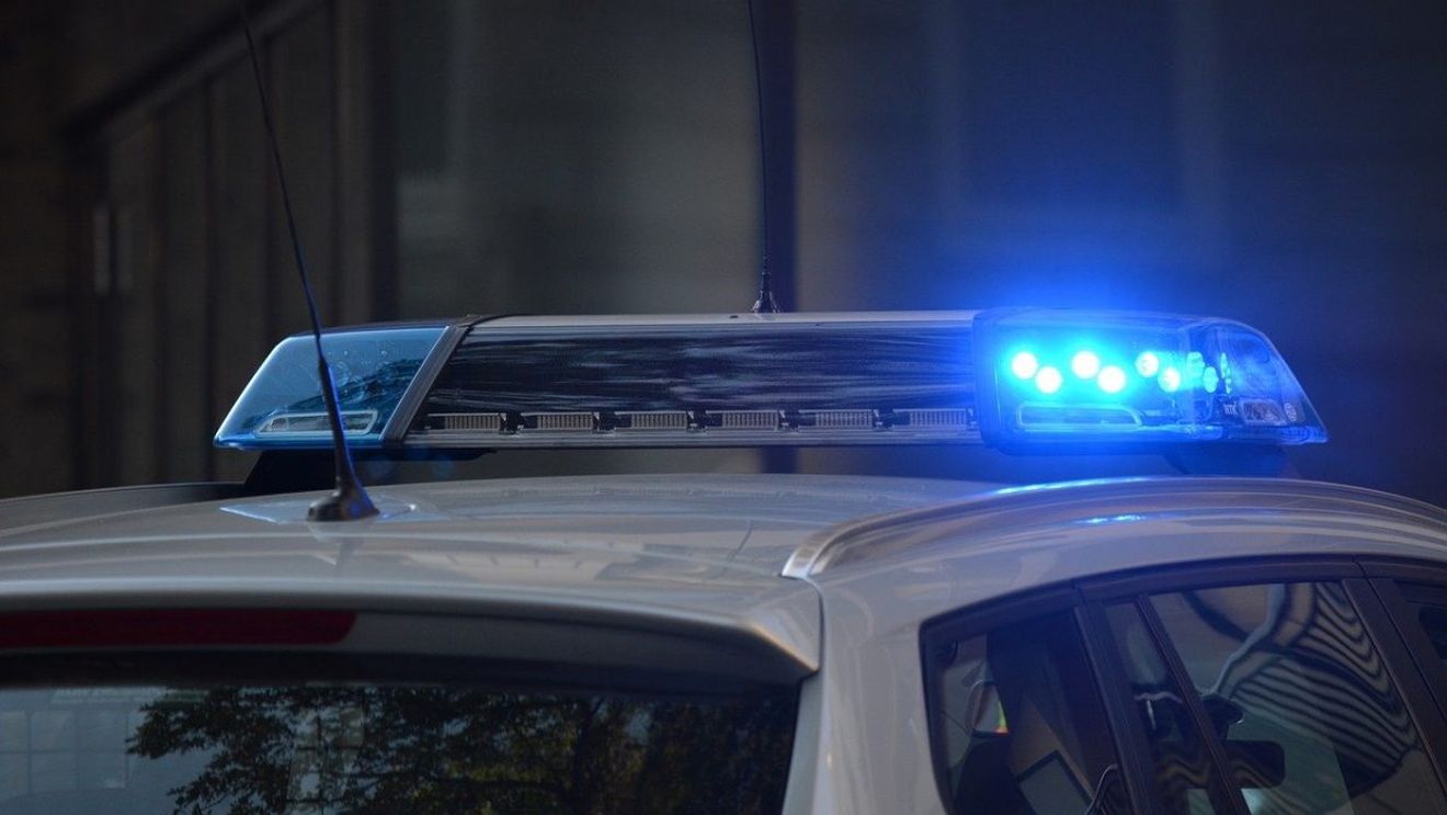 Caz șocant în Brașov: un tânăr a fost înjunghiat, în plină stradă, de tatăl său