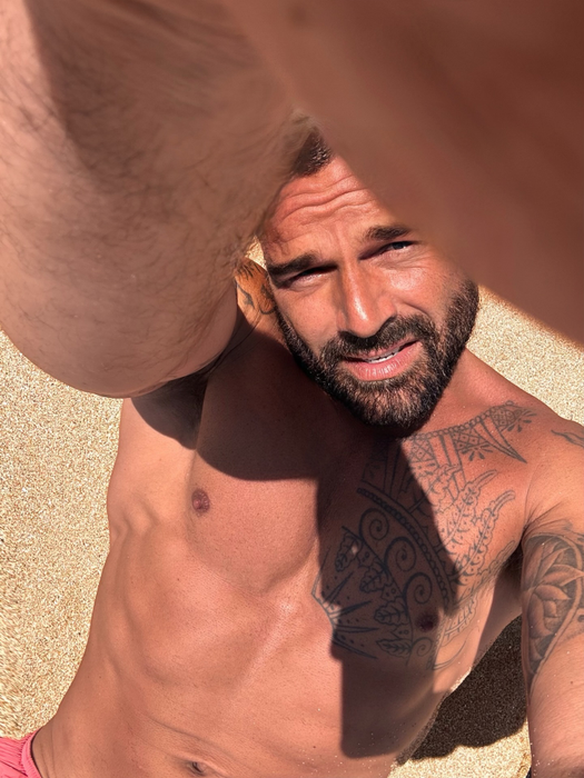 Artista va fi pe „naughty list” anul acesta: „Vreau să petrec sărbătorile cu Maluma și Ricky Martin”