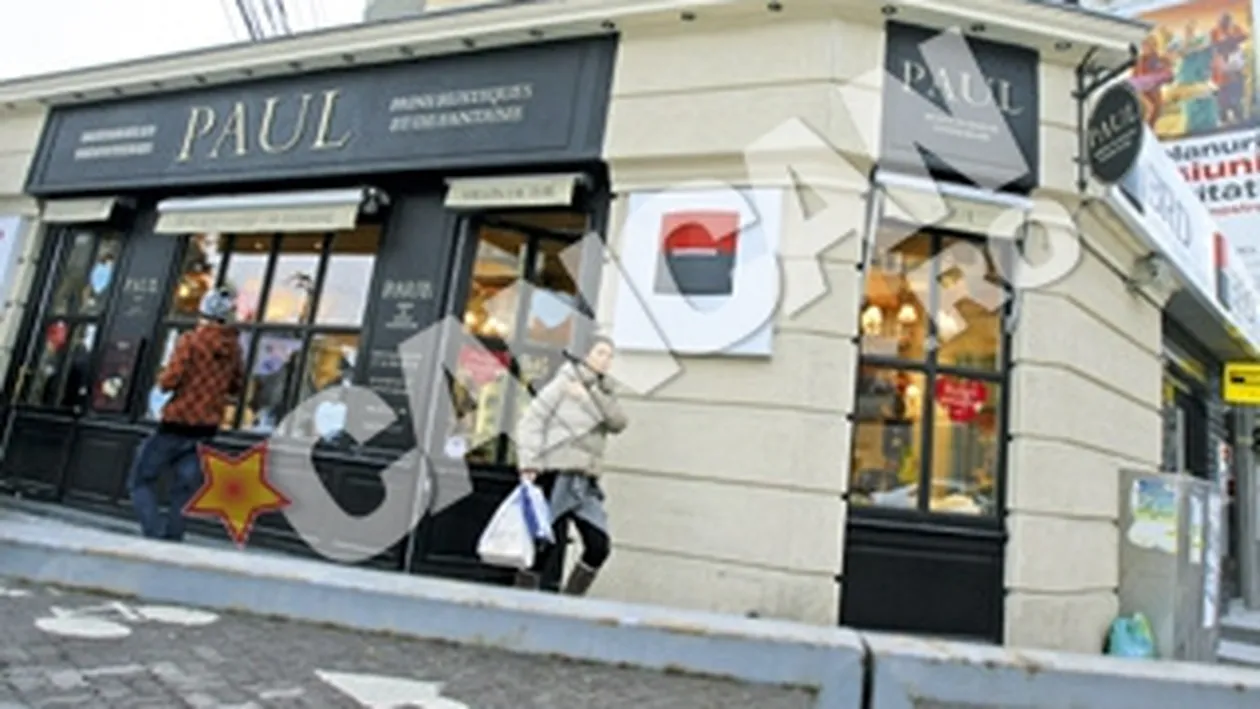 Jacqueline Tudor isi indulceste sarcina cu multe prajituri!