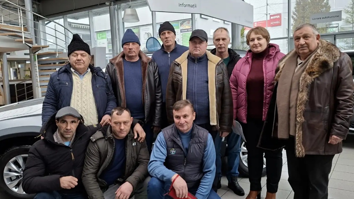 Angajații din România care au primit câte o mașină cadou: „Prima dată au crezut că e o glumă”