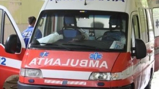 Doi inspectori de la Directia Finante, stropiti cu acid de baterie de un patron suparat
