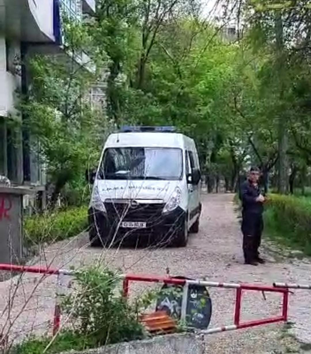 Anchetatorii află primele detalii despre femeia care s-a sinucis