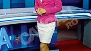 Sandra Stoicescu se face frumoasa noaptea! Se bronzeaza la... luna
