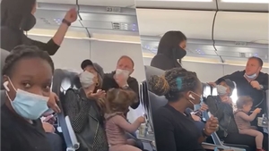 Un cuplu a fost forțat să coboare dintr-un avion, pentru că fiica lor de 2 ani nu purta mască: “Sunt însărcinată în 7 luni și acest copil care are convulsii”. E incredibil ce s-a întâmplat când au ajuns polițiștii | VIDEO