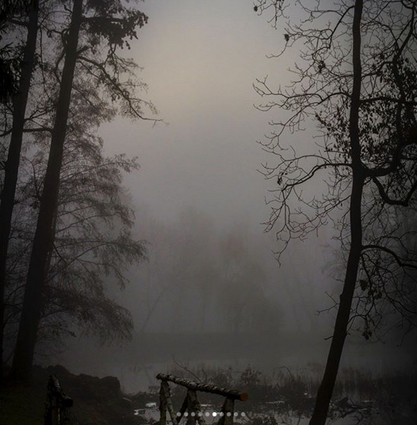 Principesa Sofia a României a făcut câteva poze în parcul Castelului de la Săvârşin! Când s-au uitat pe imagini, nu le-a venit să creadă ce a surprins Alteţea Sa