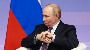 Imagini inedite cu camera în care a stat Vladimir Putin în timpul vizitei din China. Lavrov: „Unde este Labubu?”