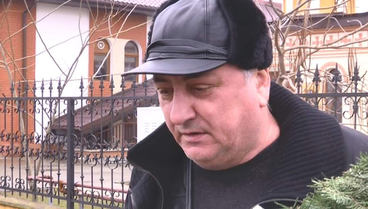Unchiul Albertinei este distrus de durere