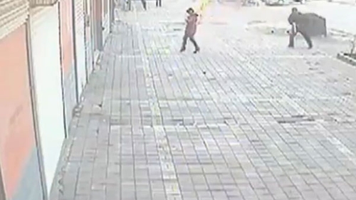 VIDEO Razbunare crunta pentru un barbat! I-a dat foc nevestei dupa o disputa apriga