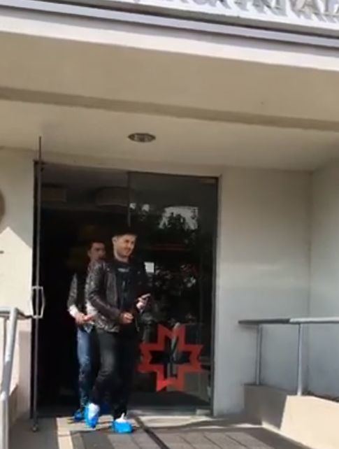 Liviu Vârciu şi-a luat fetele acasă: „Nu mai am emoţii!” Imagini de la maternitate