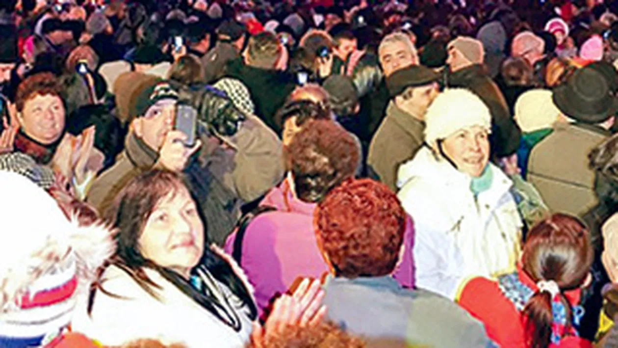 Primaria din Galati, campioana la kitschuri in cursa brazilor de Craciun! 10.000 de euro pentru un plastic inchiriat