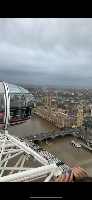 Super-mămica Diana Pârvu, vacanță cu emoții mari la Londra