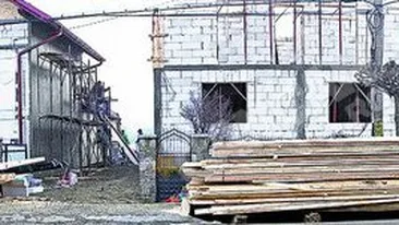 Mobilizare generala a satenilor comunei sucevene Marginea! Cheta pentru casele sinistratilor