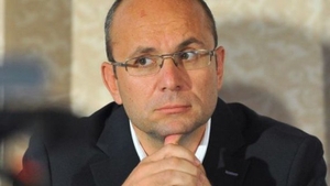 Cozmin Guşă a dezvăluit adevăratul motiv pentru care Liviu Dragnea nu-l mai doreşte ca premier pe Sorin Grindeanu. "Nu-i suportă pe..."