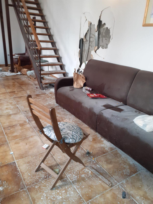 Pereții și mobilierul Sursă foto: Digi24