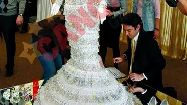 Uite rochia de Cartea Recordurilor!