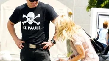 Laura Cosoi si Moartea din Carpati au iesit impreuna la mall