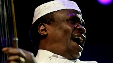 Doliu uriaș în lumea muzicală! A murit cântărețul Mory Kantè, devenit celebru publicului internațional cu piesa „Yeke Yeke