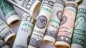 Curs valutar BNR luni, 16 februarie 2021. Euro crește, dolarul scade
