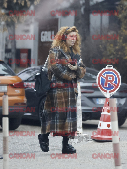 Mădălina Dorobanțu a întors privirile chiar și-n final de an! În papucei pe trotuar și cu…
