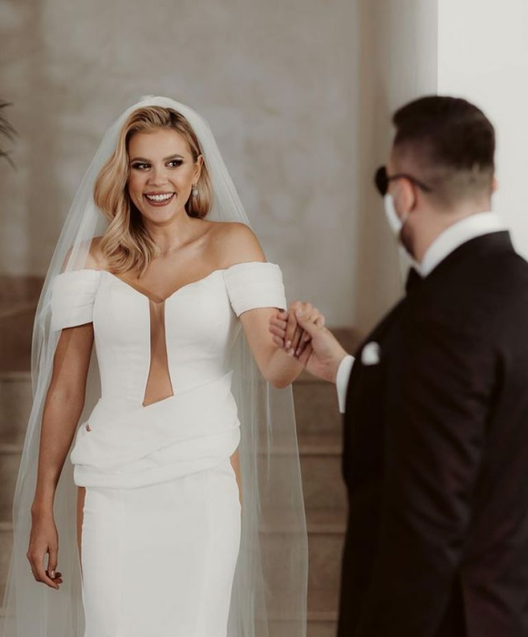 Vica Blochina, ținută super-HOT la nunta lui Emily Burghelea. Internauții au criticat-o pentru alegere