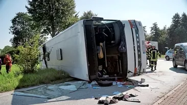 Un autocar cu 50 de români s-a răsturnat în Germania. Care este bilanţul răniţilor
