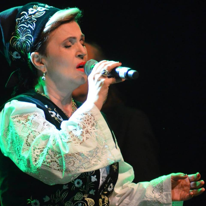 Scandal în lumea muzicii populare! O tânără artistă susține că proaspătul soț al Nicoletei Voica i-a făcut avansuri