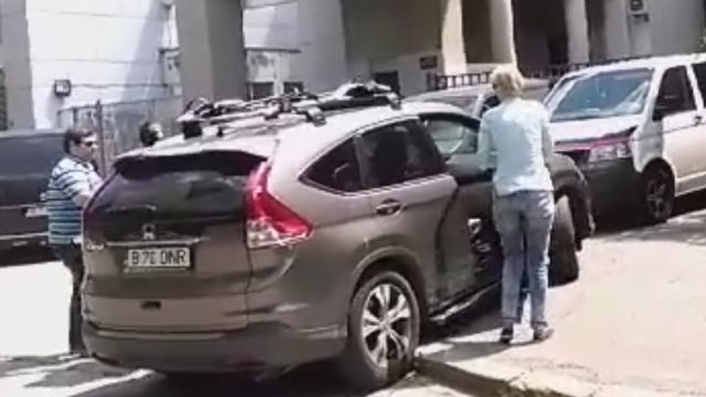 FOTO  - Soţia lui DAN CONDREA a ajuns la IML pentru identificarea cadavrului partenerului său de viaţă 