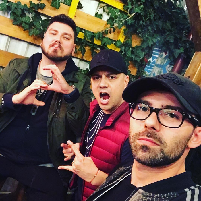 Pozele rătăcite de Spike alături de Livia și… „încornoratul” Cătălin Bordea: „Aparent am un frate”