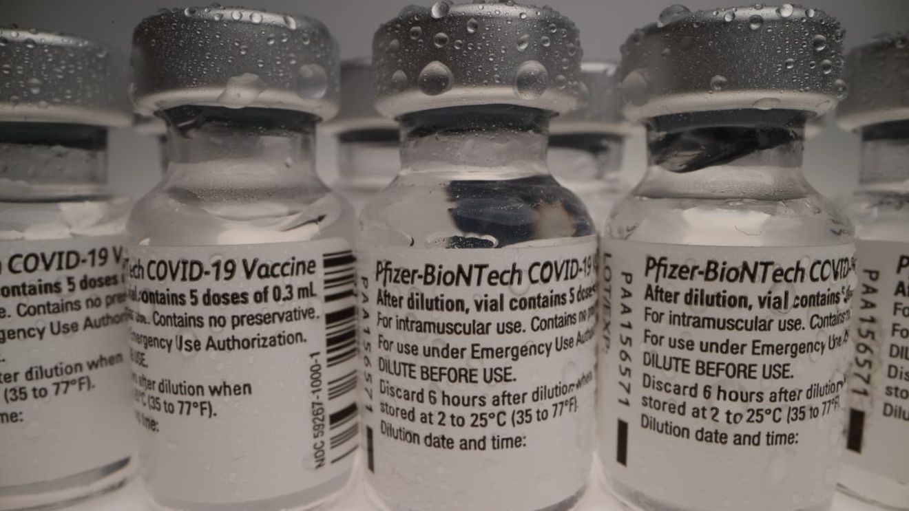 Atenție! La cât timp trebuie administrată cea de-a treia doză a vaccinului Pfizer