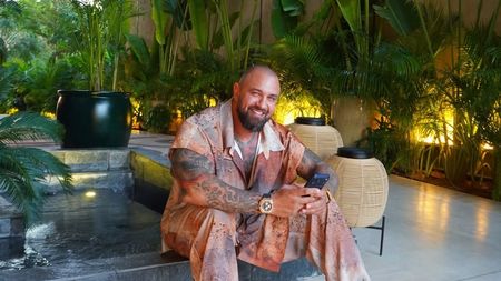 Alex Bodi, zi de naștere pe lux și opulență! Au curs râuri de șampanii, iar iubita l-a filmat în ipostaze inedite