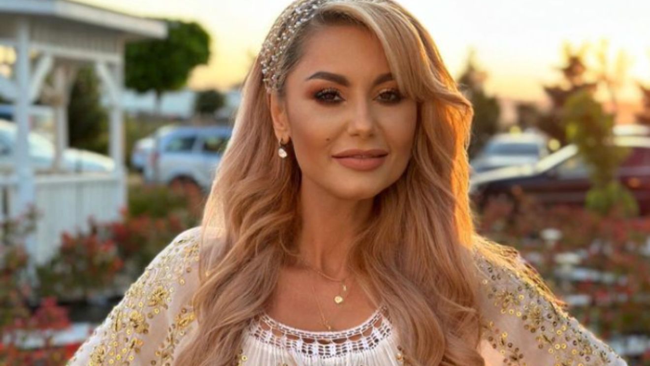 Cum arăta Emilia Ghinescu în tinerețe. S-a transformat total la 47 de ani!