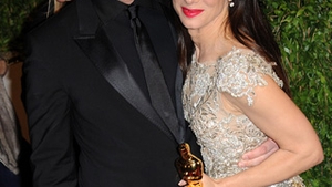 Sandra Bullock a divortat de Jesse James!