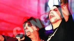 Alice Cooper si Marilyn Manson au facut pace in Romania