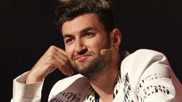 Imaginea cu ei a ajuns pe internet! Smiley, la bratul unei vedete din showbiz-ul romanesc! Au fost impreuna la o petrecere