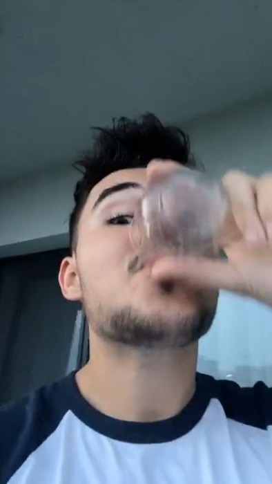 Primele imagini cu Mario Fresh după ce a fost bătut la mare! Cum arată fața lui: “Ați văzut filmări, o să-i lăsăm pe cei de la putere să își facă treaba”