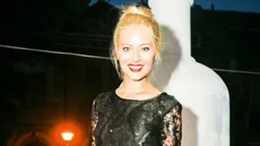 Laura Cosoi si-a tratat raceala cu portocale