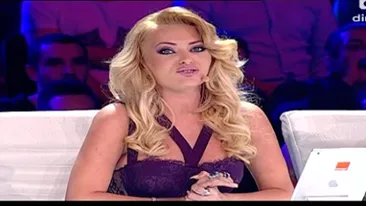 Delia Matache, aparitie spectaculoasa la tv! Rochia asta i-a scos in evidenta trupul bine lucrat