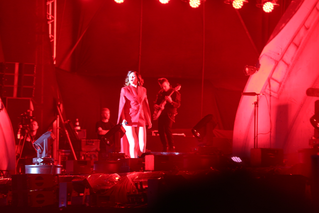 Ziua cu numărul trei a debutat cu Vladimir, urmat de Manuel Riva, Delia, Jessie J, KSHMR, Salvatore Ganacci și Steve Aoki
