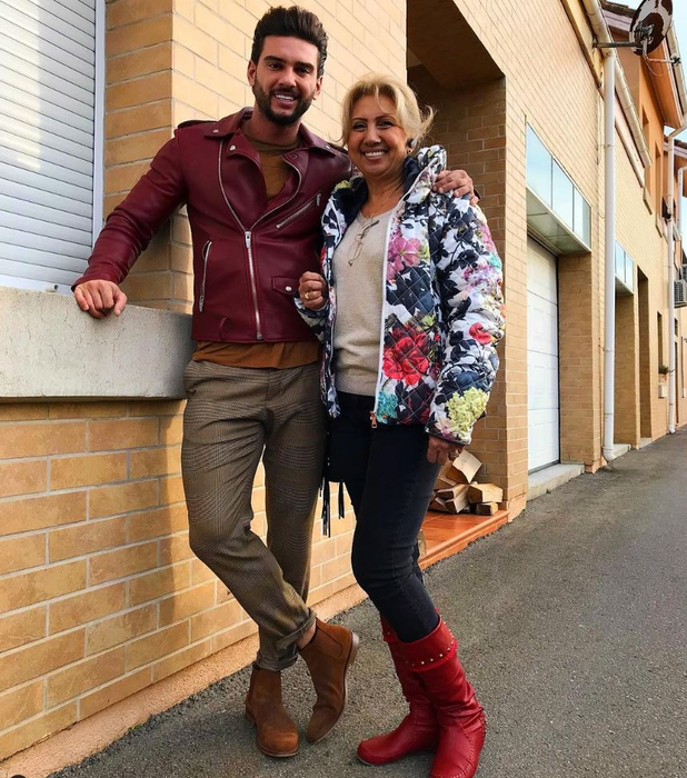 Dorian Popa are o stimă deosebită pentru mama sa (Foto: Instagram)