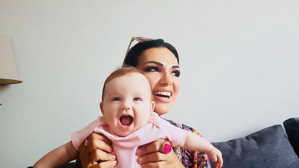 Ozana Barabancea e foc și pară, după ce i s-a pus poprire pe salariu: „Sunt foarte revoltată! Azi, mă plimb la Taxe şi Impozite locale”