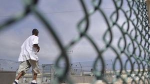 Un roman s-a spanzurat in centrul de detentie din Nimes