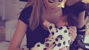 Mare curaj pe ea! Aşa arată Bianca Drăguşanu, nemachiată după o noapte nedormită din cauza Sofiei