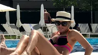 Denisa a trecut pe la solar mai întâi. Şi-a scos bronzul la… piscină!  