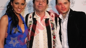 Liviu Varciu a sarbatorit cu mare fast implinirea varstei de 30 de ani! A plans in hohote de ziua lui!